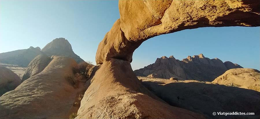The stone arch of Spitzkoppe, one of the several Namibia's wonders