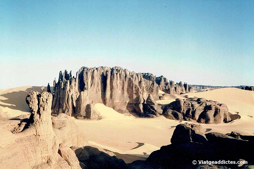 Curiosas formaciones rocosas en el P. N. Ahaggar