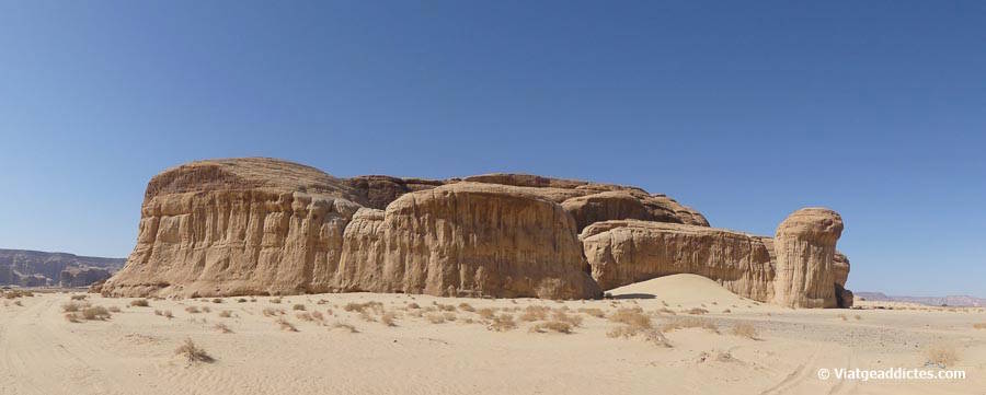 Paisatge desèrtic de roques i sorra (Al-Ula)
