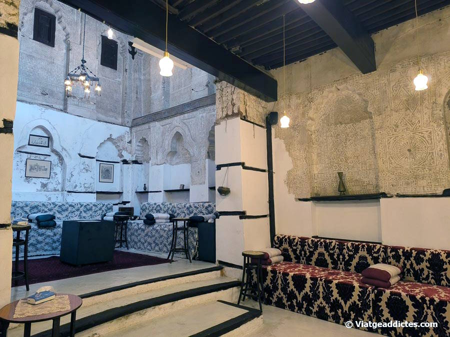 Una de les boniques estances de la casa museu Beit Al Matbouli (districte Al-Balad, Jiddah)