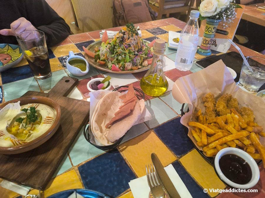 Part de l'excel·lent sopar al Caffe Aroma (Jiddah)