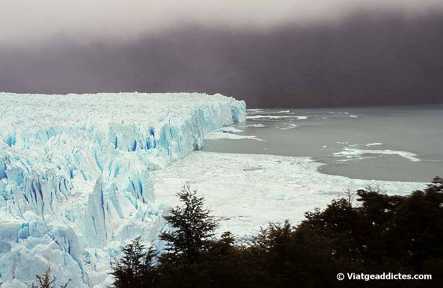 Cielo amenazador sobre el glaciar Perito Moreno