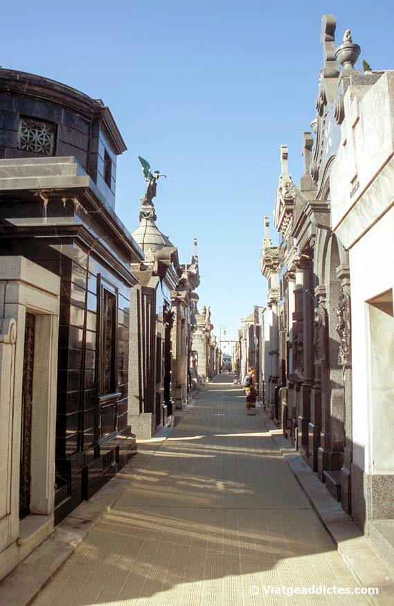 Mausoleus en el cementiri de la Recoleta (Buenos Aires)