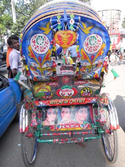 Los rickshaws le dan color a las calles