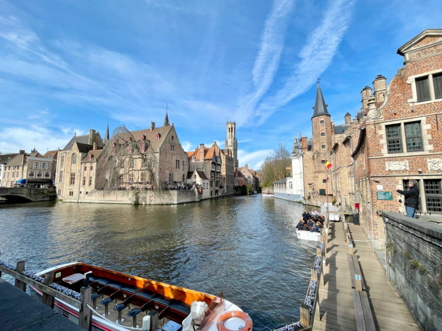 Vista dels canals de Bruges des del moll del Rosari