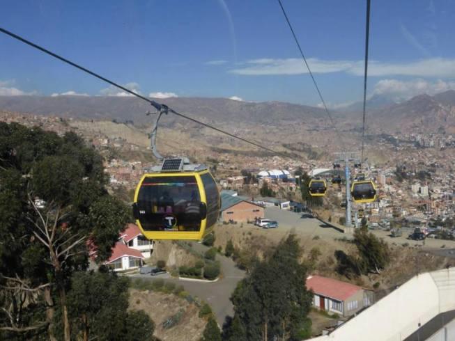 Uno de los teleféricos de La Paz