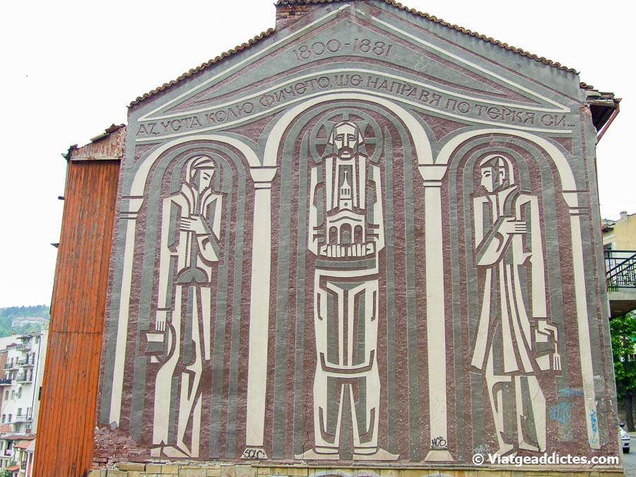Mural en un edifici del carrer General Gurko (Veliko Târnovo)