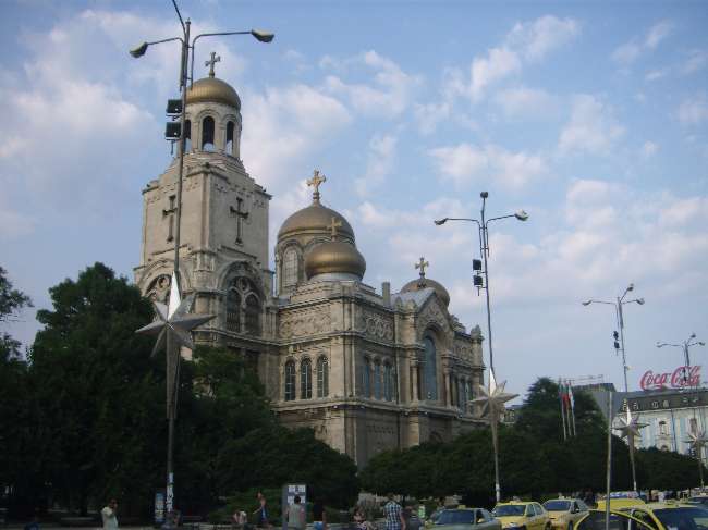 Catedral de la Asunción de Varna