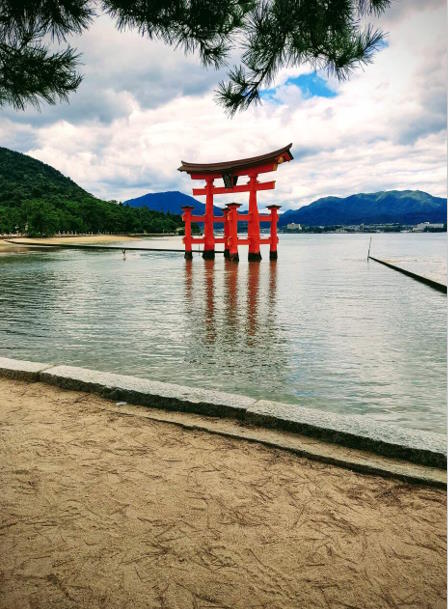 El famós Torii de l'illa Itsukushima