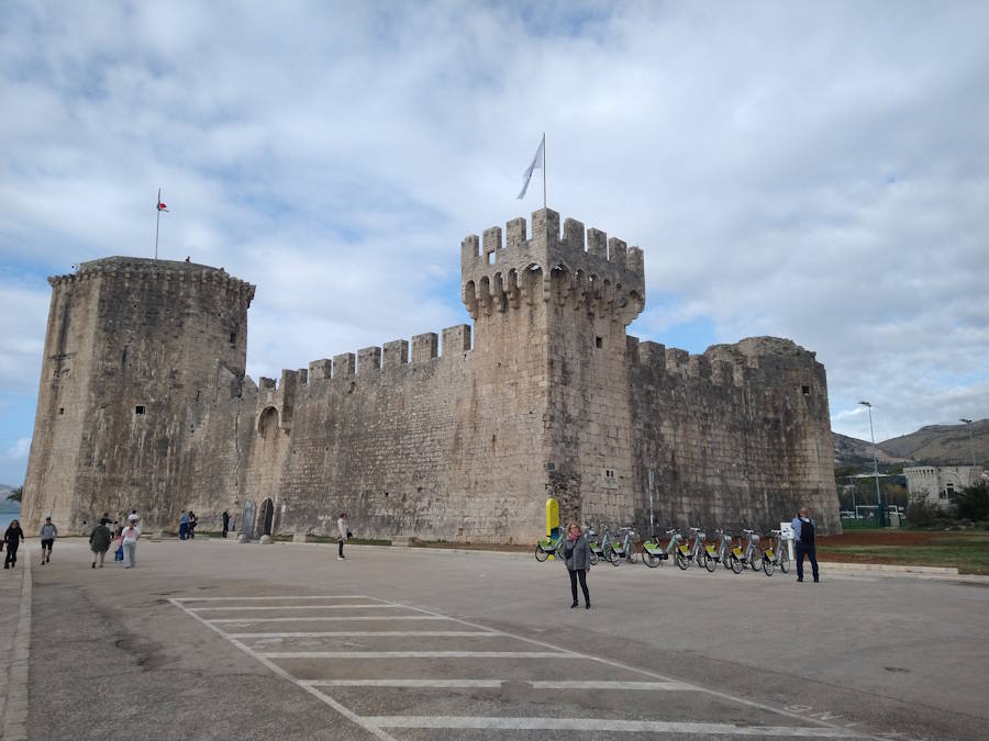 La fortalesa Kamerlengo (Trogir)