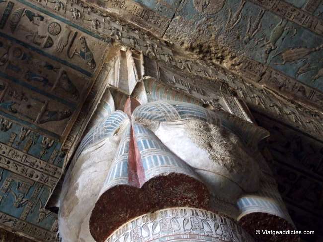 Detalle del templo de Hathor (Dendera)