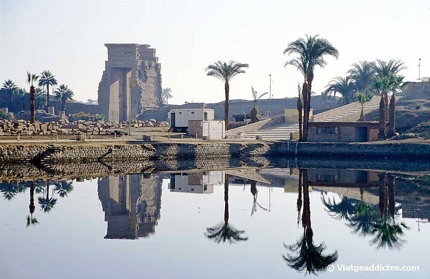 Reflejos en el Templo de Karnak