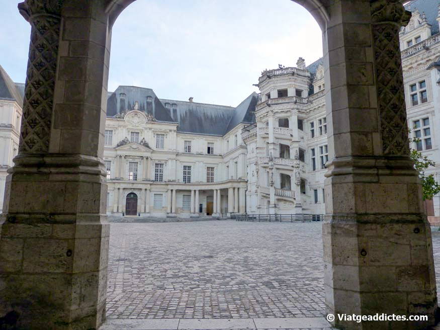 Patio interior del castillo de Blois 