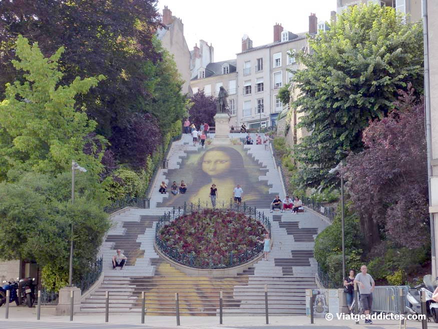 Retrato de la Mona Lisa (escaleras Denis-Papin de Blois)