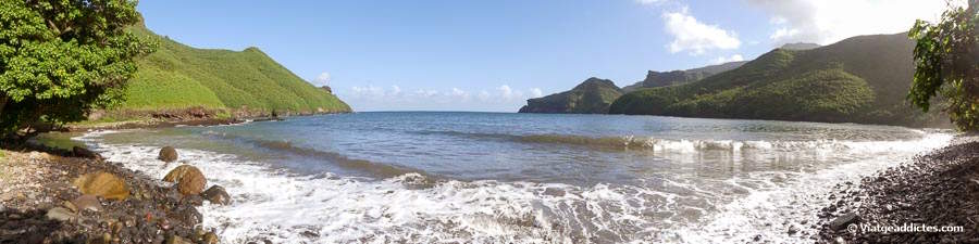Vista panoràmica de la platja de Haaotupa (badia de Colette, Nuku Hiva, illes Marqueses)