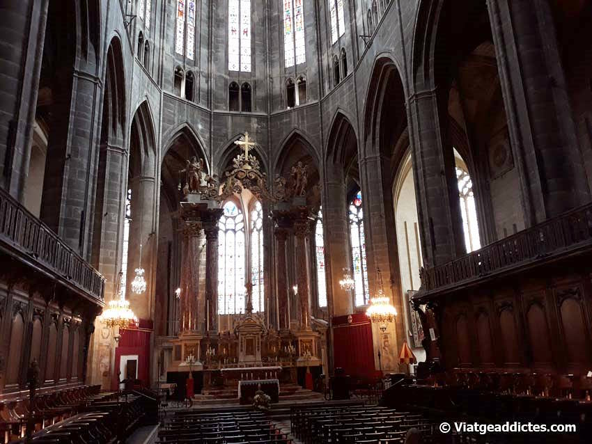 Interior de la catedral de Narbona
