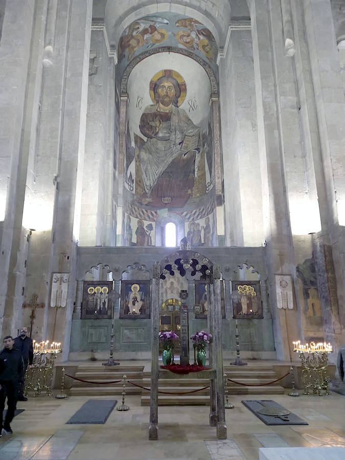 Pintures murals a l'interior de la Catedral d'Svetitskhoveli (Mtskheta, Geòrgia)