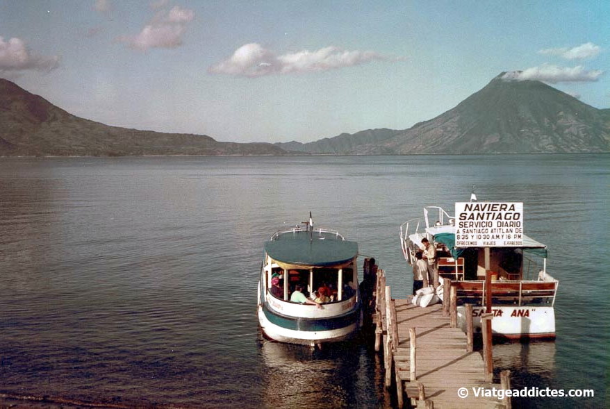 Embarcador dels vaixells entre Panajachel i Santiago Atitlán (llac Atitlán, Guatemala)