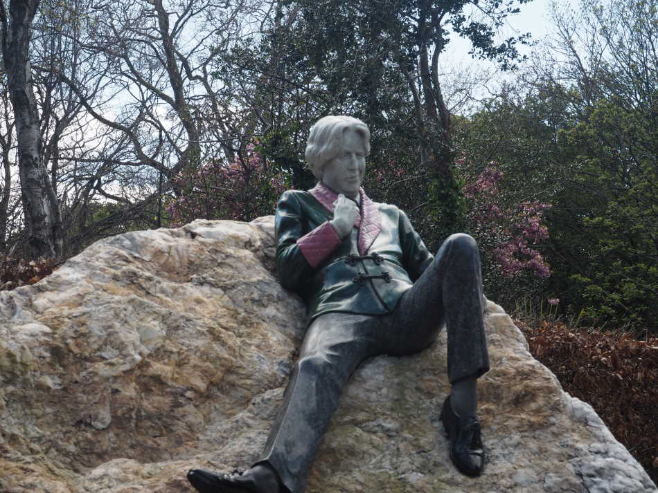Estàtua dedicada a Oscar Wilde, en el Merrion Square Park