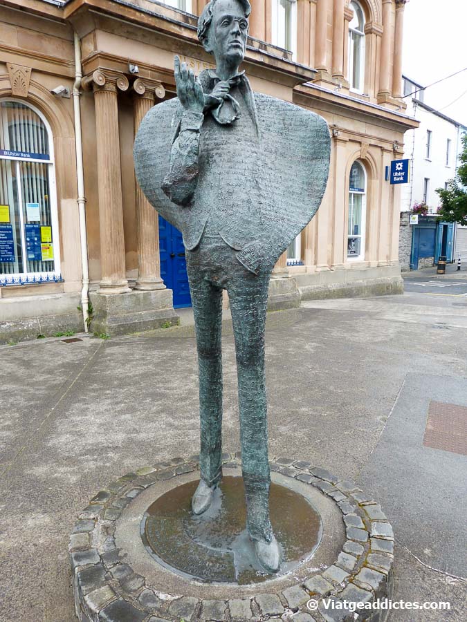 Estatua del poeta y dramaturgo Y. B. Yeats (Sligo)