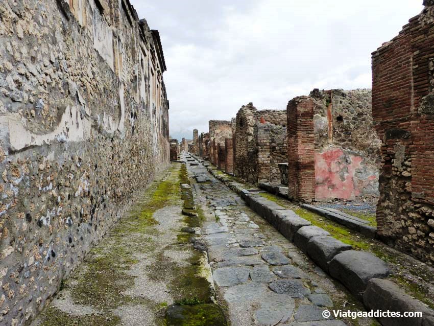 Calle de la ciudad antigua de Pompeya