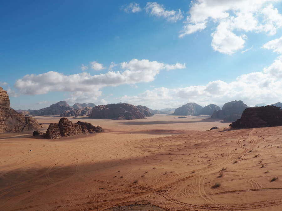 Vista panoràmica del desert de Wadi Rum