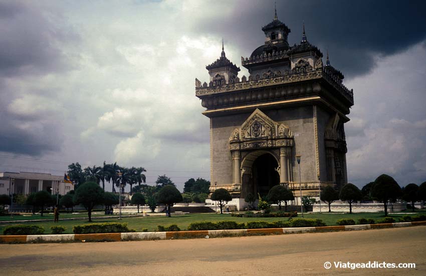 Patuxai o Porta de la Victòria (Vientiane)