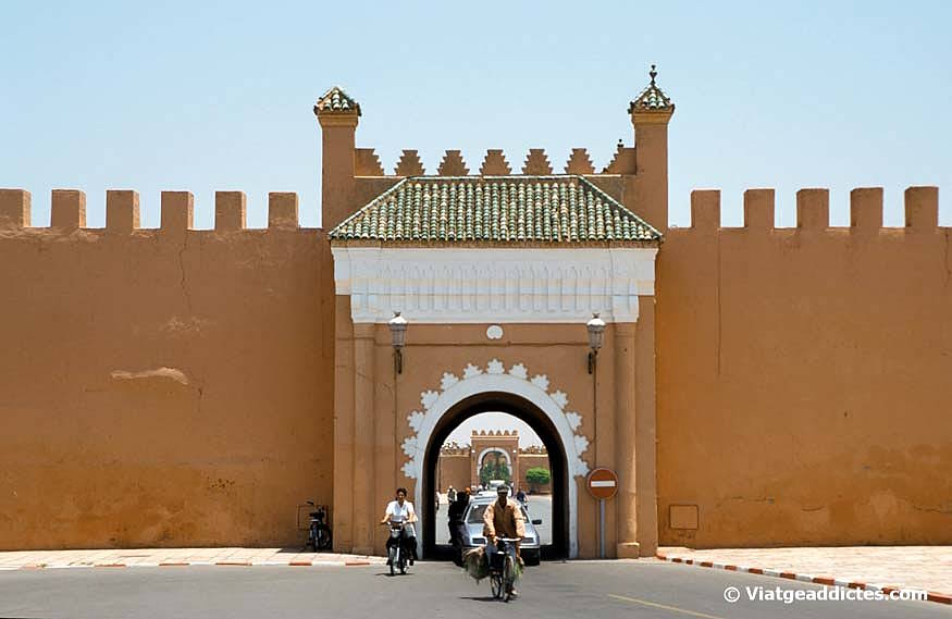 Una de las puertas de entrada a la medina de Marrakech