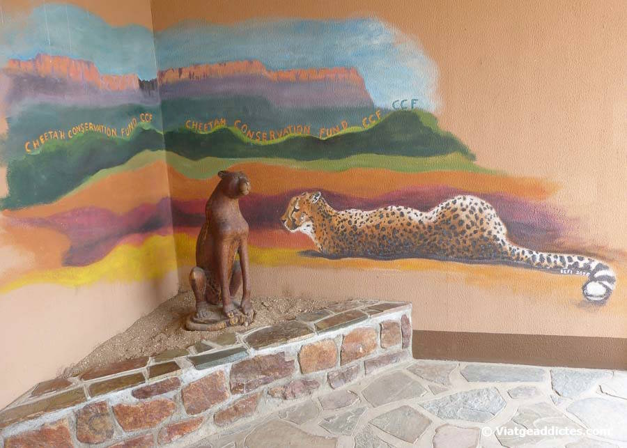 Mural en el Cheetah Conservation Fund