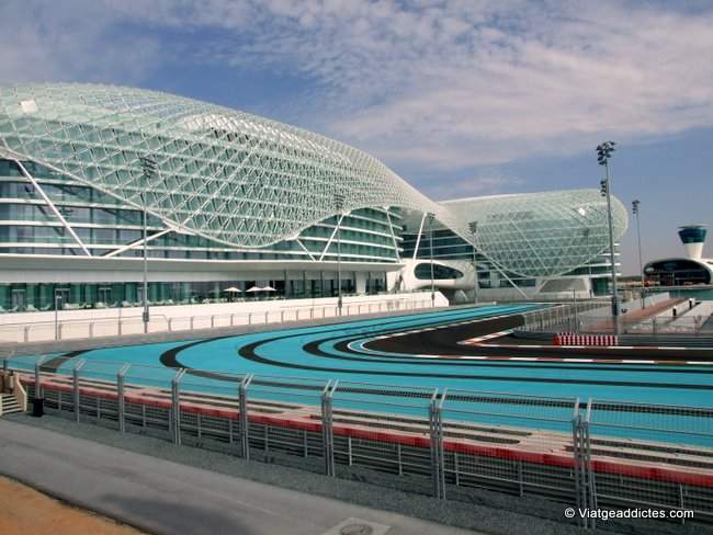 Circuito y hotel de Yas Marina (Abu Dhabi)