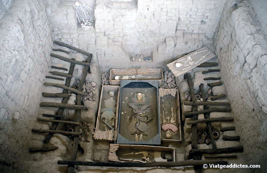 Reproducción de la tumba del Señor de Sipán (Sipán)