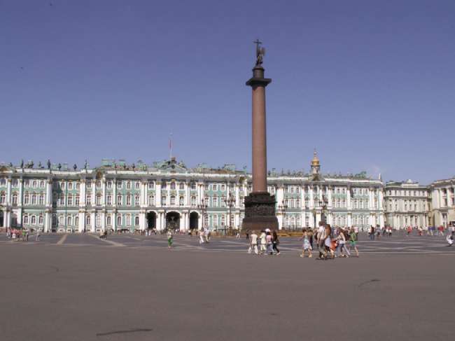 Plaza del Palacio y Ermitage