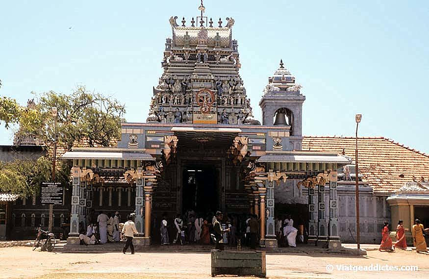 Entrada del templo Nallur Kandaswamy