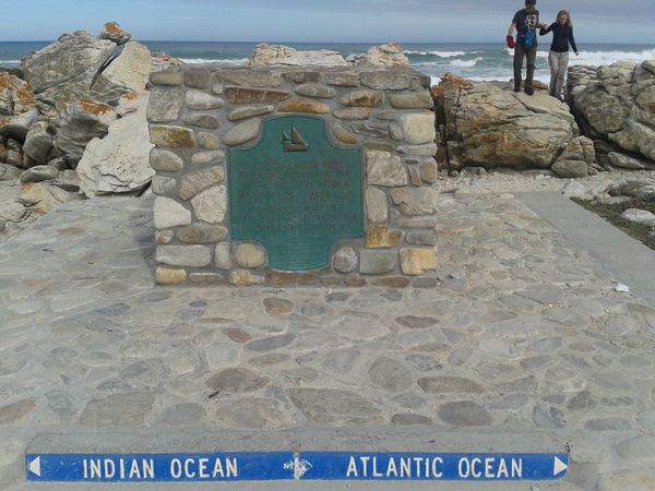 Índico a un lado y Atlántico en el otro (Cabo Agulhas)