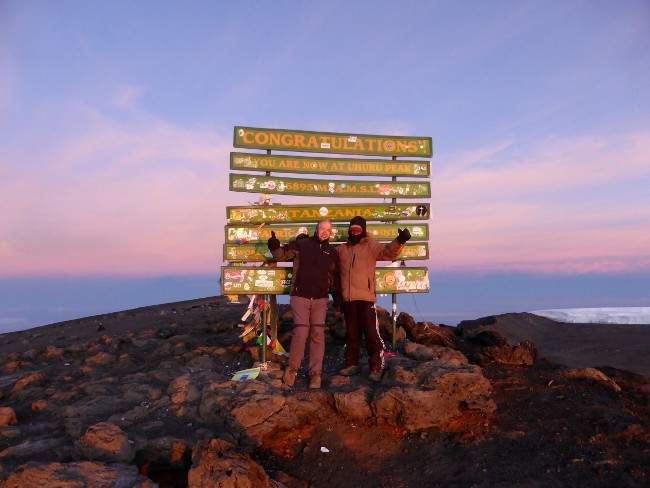 En la cima del Uhuru Peak (Kilimanjaro) 