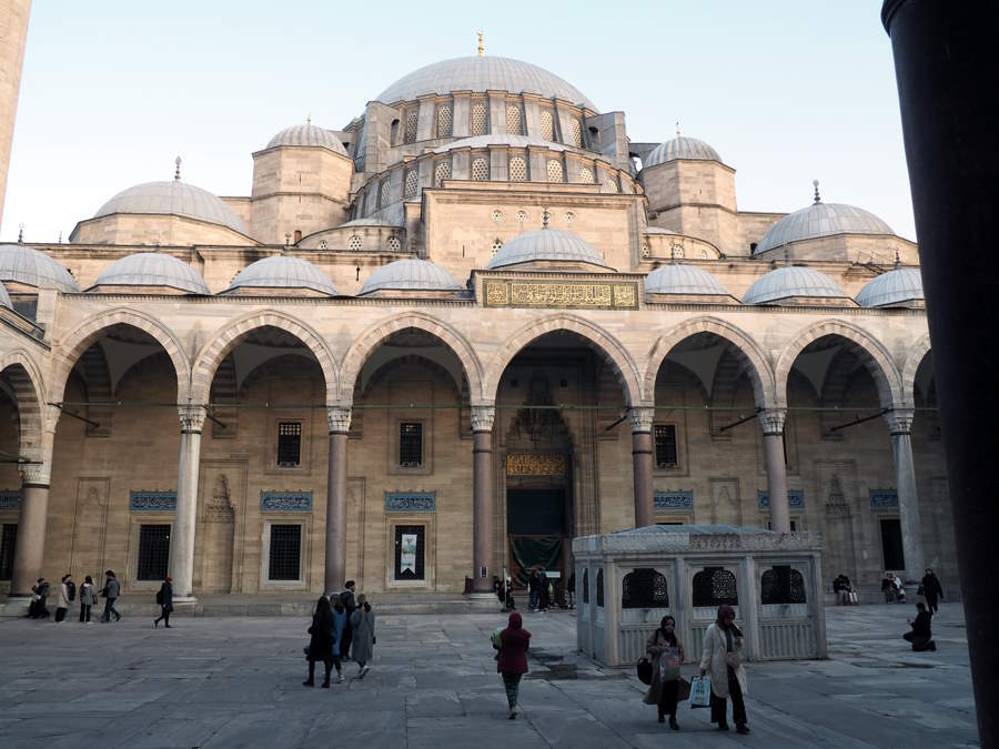 Exterior de la mesquita de Solimà (Istanbul)
