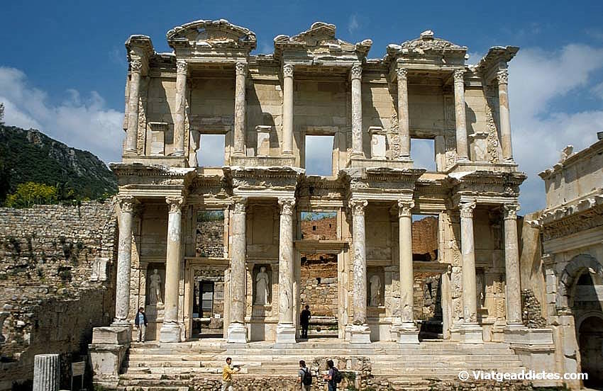 Biblioteca de Cels, a Efes