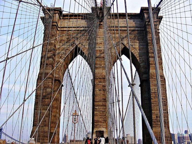 Cruzando el Puente de Brooklyn