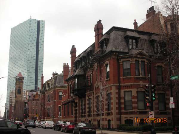 Contraste de edificios en Boston