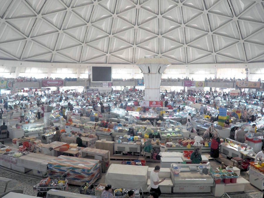 Interior del basar Chorsu (Taixkent, Uzbekistan)