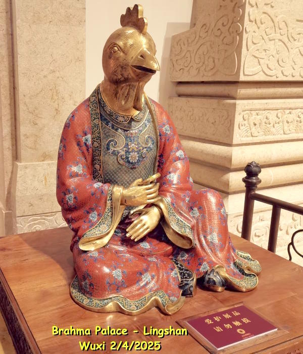 exp17-xina-china-wuxi-ling-shan-brahma-palace-statue